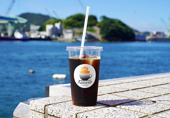 海とコーヒーで気分転換